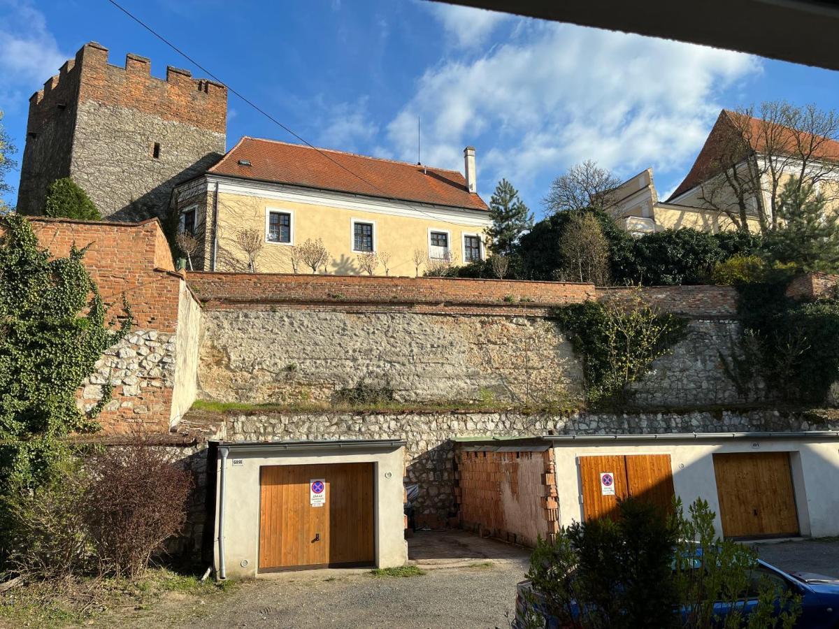 Family Provence Mikulov Apartment Luaran gambar
