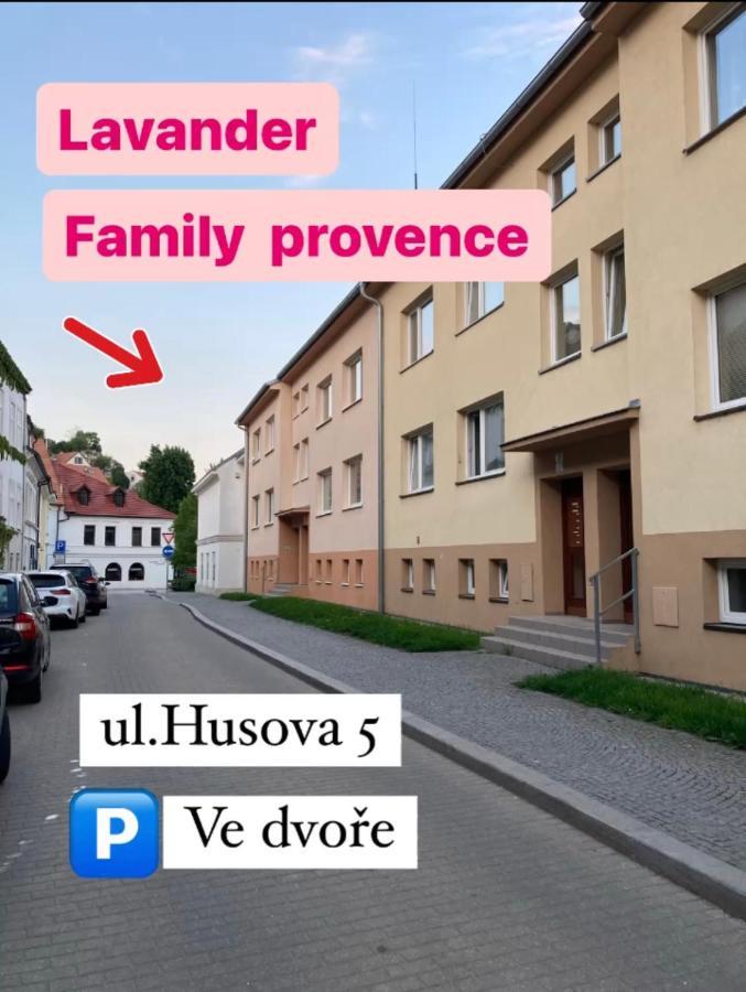 Family Provence Mikulov Apartment Luaran gambar